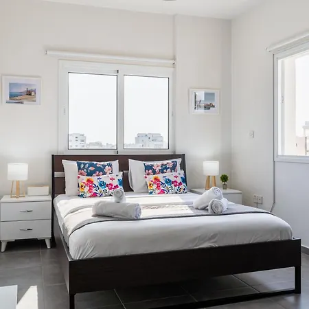 Sonic 2-bedroom Apartmán Larnaca