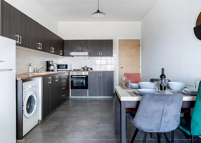 Sonic 2-bedroom アパート